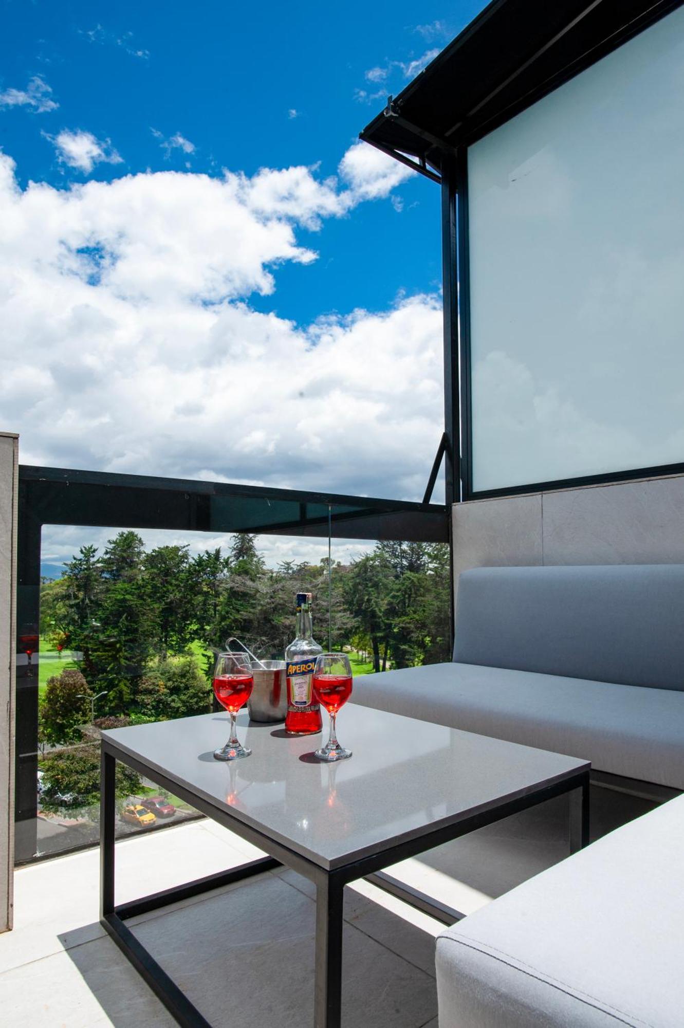 Hemma Bogota Country Luxury Suites Hotel Bagian luar foto